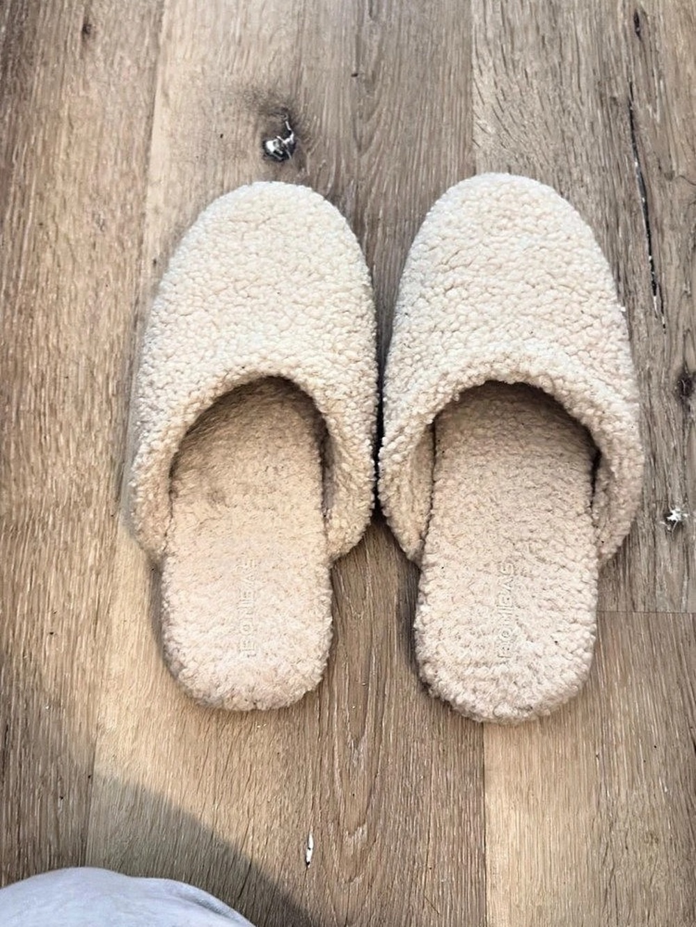 Bombas Sunday Slipper Cream Slippers